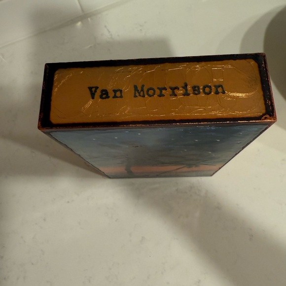 Houston Llew Spiritile - Picture 4 of 5